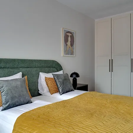 Scala City Center Premium Apartments With Parking By Lion Apartments Apartment Gdansk