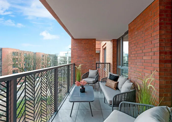 Old Town Scala Premium D With Parking By Lion